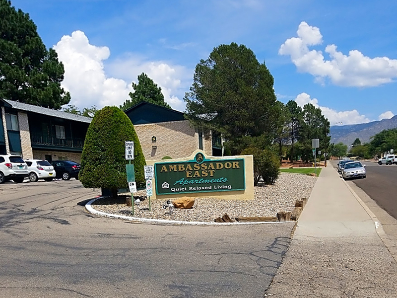 Ambassador East Apartments in Albuquerque, NM 87112 | Market Apartments